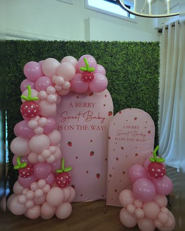 Baby shower balloons by Sherri’s Heavenly Balloons, central Indiana.