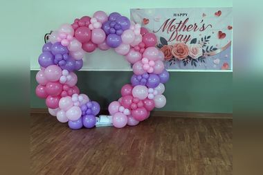 Mother's Day balloons by Sherri’s Heavenly Balloons, central Indiana.