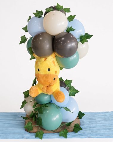 Baby shower balloons by Sherri’s Heavenly Balloons, central Indiana.