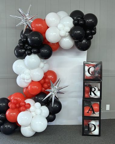 Graduation balloons by Sherri’s Heavenly Balloons, central Indiana.