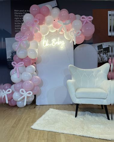Baby shower balloons by Sherri’s Heavenly Balloons, central Indiana.