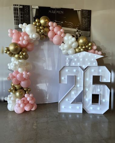Graduation balloons by Sherri’s Heavenly Balloons, central Indiana.