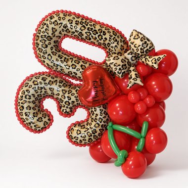 Balloon stack by Sherri's Heavenly Balloons