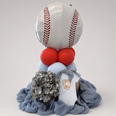 Table toppers by Sherri's Heavenly Balloons